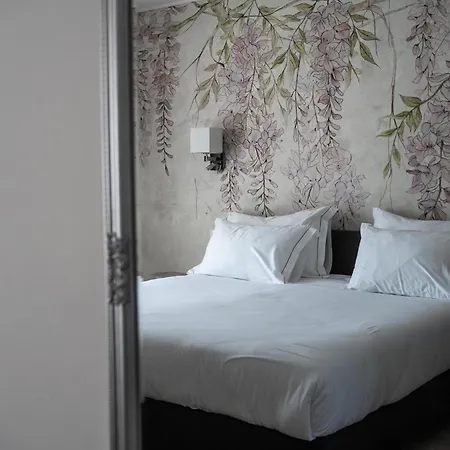 Hotel Adriana