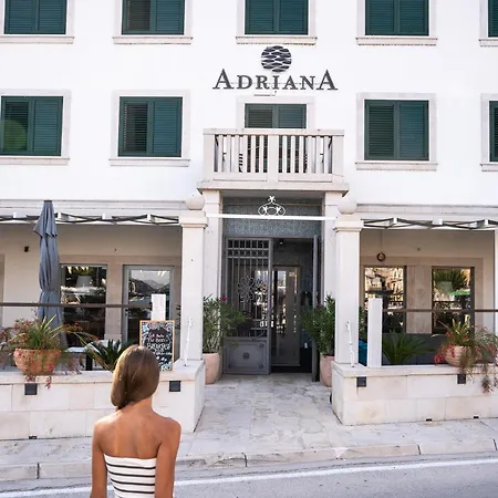 Adriana Hotel